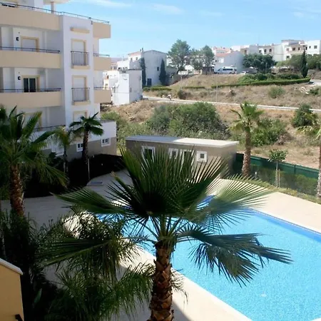 Апартаменты Luxury 3 Bed With Pool View *
