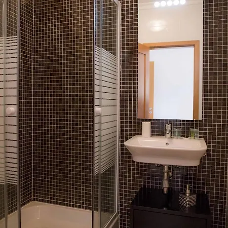 Апартаменты Luxury 3 Bed With Pool View *