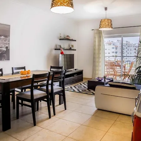 Apartment Luxury 3 Bed With Pool View Lagos