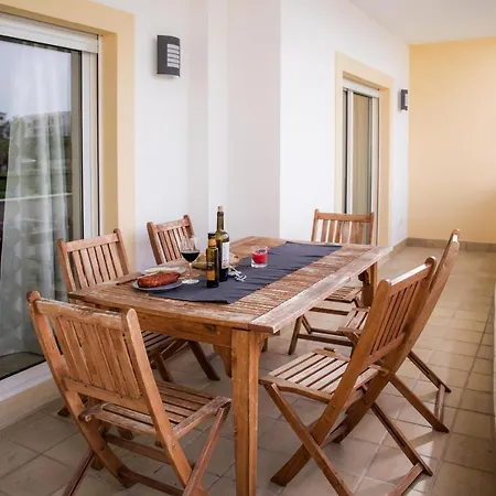Apartment Luxury 3 Bed With Pool View *